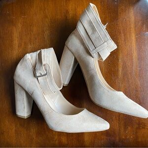 Nude Suede Close Toe Heel - Size 8 | Walker Natural Suede | New - Never Worn